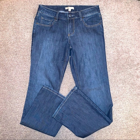 CAbi Jeans - Picture 1 of 7